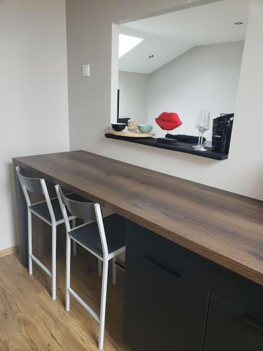 Appartement Bulles Etoilees Avec Jacuzzi Prive